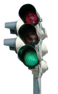 Traffic light shining green